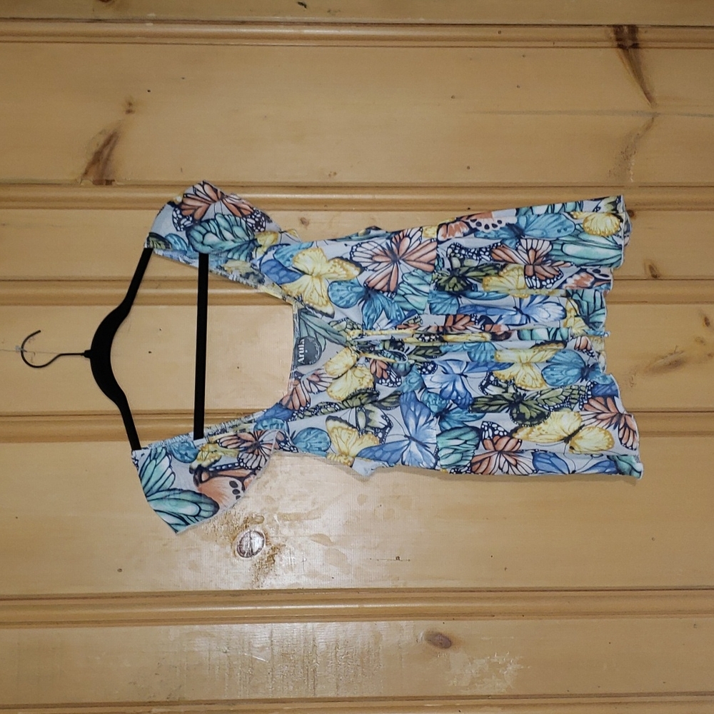 Arula butterfly shirt 2x